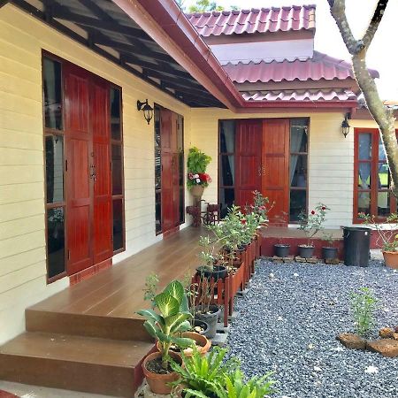 Grandma's House Nakhon Nayok Exterior foto