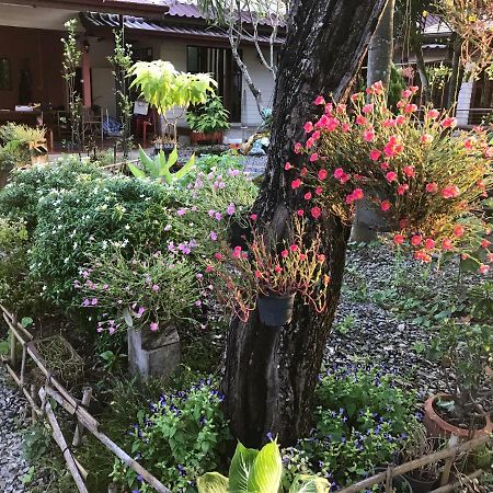 Grandma's House Nakhon Nayok Exterior foto