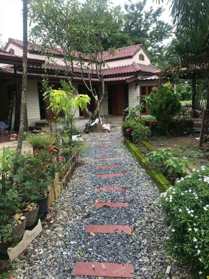 Grandma's House Nakhon Nayok Exterior foto
